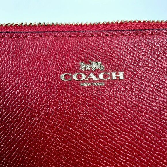 NWT Coach Red Leather Wristlet SOLD OUT COLOR on Coach website! - Picture 3 of 8